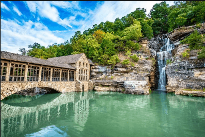 Dogwood Canyon Nature Park